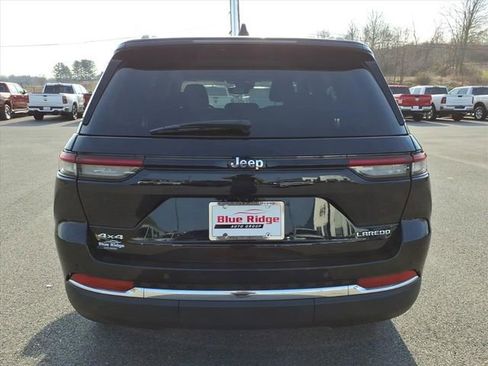 Used 2023 Jeep Grand Cherokee Laredo image 6