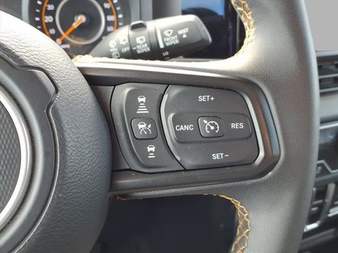 Used 2024 Jeep Wrangler Sport S image 27