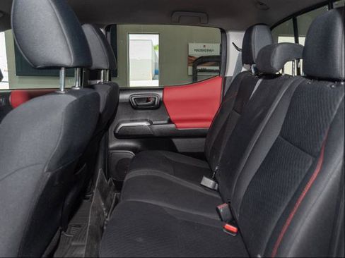 Used 2023 Toyota Tacoma SR5 AWD/4WD image 18