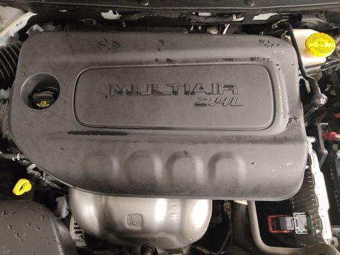 Used 2021 Jeep Cherokee Latitude Plus image 30