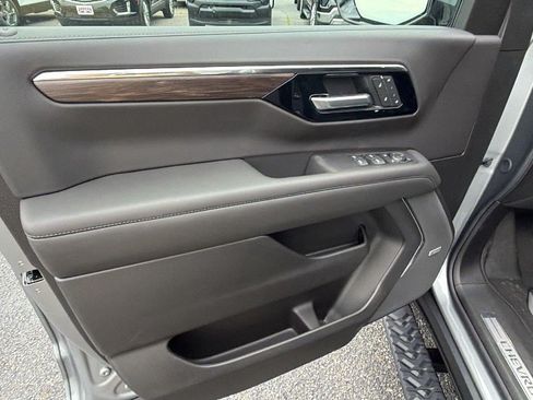 New 2026 Chevrolet Tahoe Z71 w/ Comfort Package AWD/4WD image 15