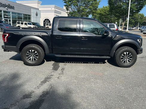 Used 2019 Ford F150 Raptor w/ Equipment Group 802A Luxury AWD/4WD image 6