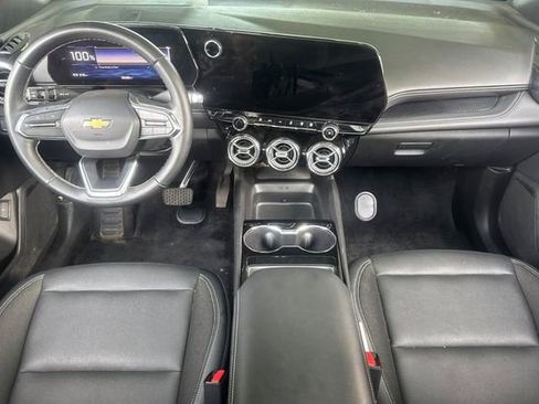 Used 2024 Chevrolet Blazer EV LT AWD/4WD image 15
