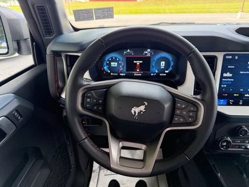 Certified 2026 Ford Bronco Heritage Edition AWD/4WD image 16