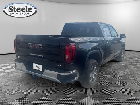 Used 2025 GMC Sierra 1500 SLT AWD/4WD image 5