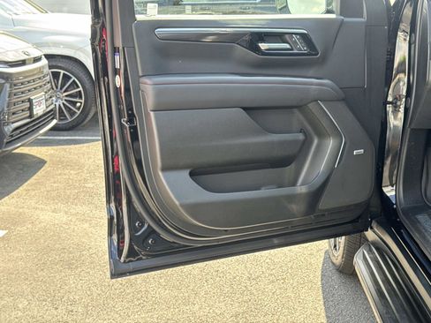 Certified 2025 Chevrolet Tahoe RST w/ RST Capability Package image 17