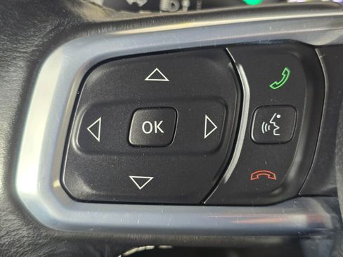 Used 2021 Jeep Wrangler Unlimited Sahara image 26