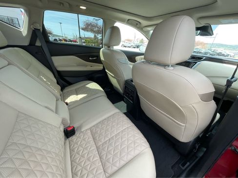 Used 2024 Nissan Murano Platinum FWD image 25