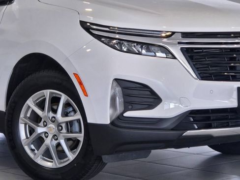 Certified 2024 Chevrolet Equinox LT AWD/4WD image 2