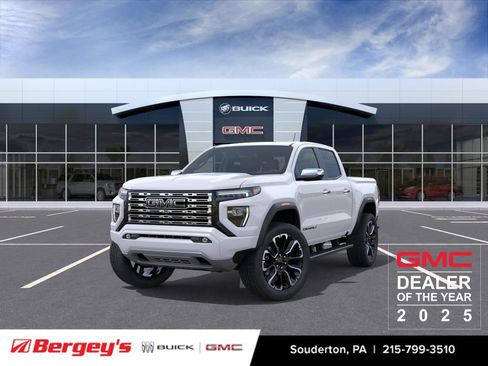 New 2026 GMC Canyon Denali w/ LPO, Black Badging Package AWD/4WD image 1