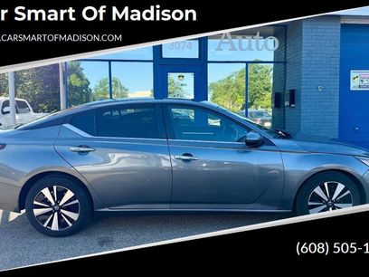Used 2022 Nissan Altima 2.5 SV