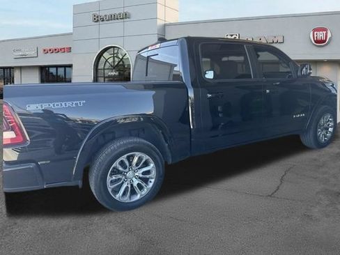 Used 2022 RAM 1500 Laramie w/ Sport Appearance Package AWD/4WD image 7