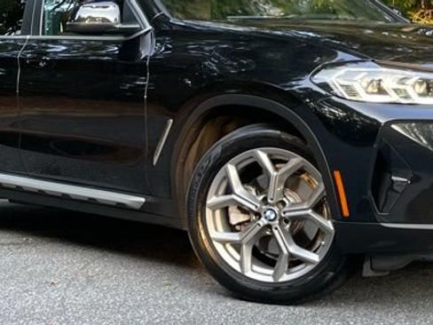 Used 2023 BMW X4 xDrive30i w/ Convenience Package AWD/4WD image 11