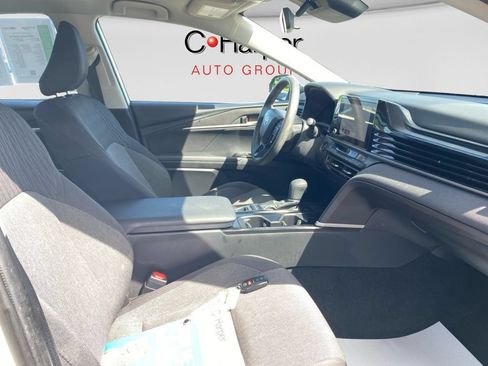 Used 2025 Toyota Camry LE FWD image 11