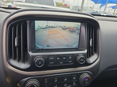 Used 2016 Chevrolet Colorado Z71 image 23