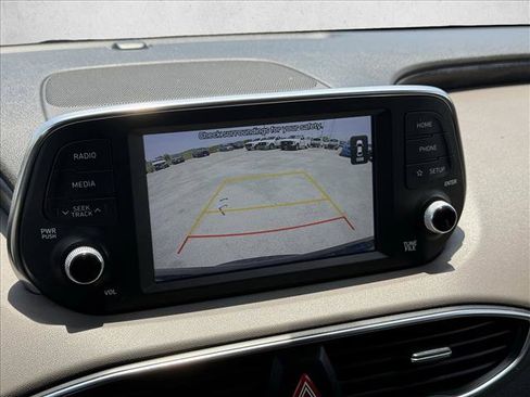 Used 2020 Hyundai Santa Fe SE AWD/4WD image 12