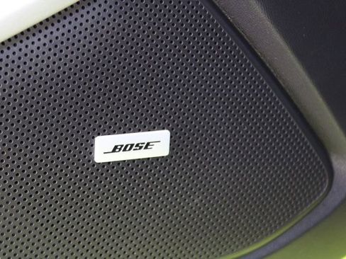 Used 2020 Chevrolet Camaro LT w/ Technology Package image 16