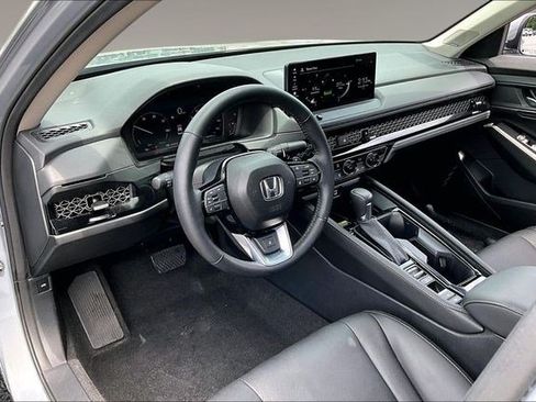 Certified 2025 Honda Accord Touring image 17