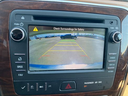 Used 2013 Buick Enclave Leather w/ Trailering Provision Package FWD image 19