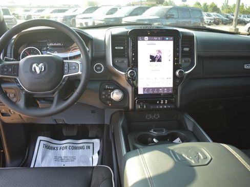 Used 2025 RAM 1500 Laramie w/ Laramie Southwest Edition AWD/4WD image 21