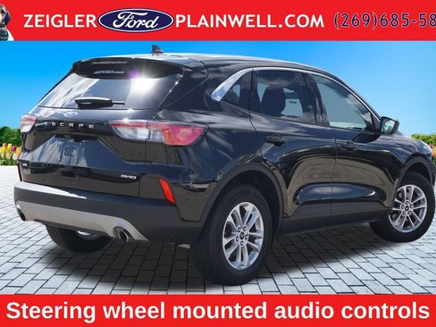 Used 2022 Ford Escape SE AWD/4WD image 5