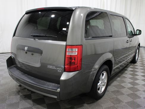 Used 2010 Dodge Grand Caravan SE FWD image 22