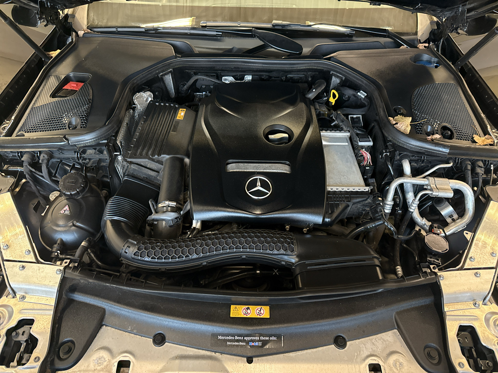 Used 2018 Mercedes-Benz E 300 4MATIC image 26