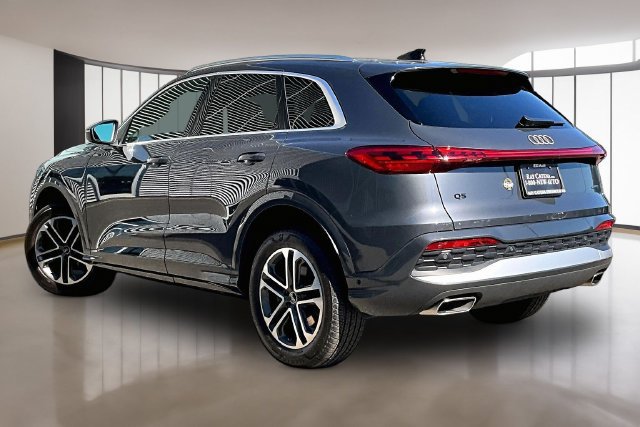 Used 2025 Audi Q5 Premium w/ Convenience Package AWD/4WD image 4