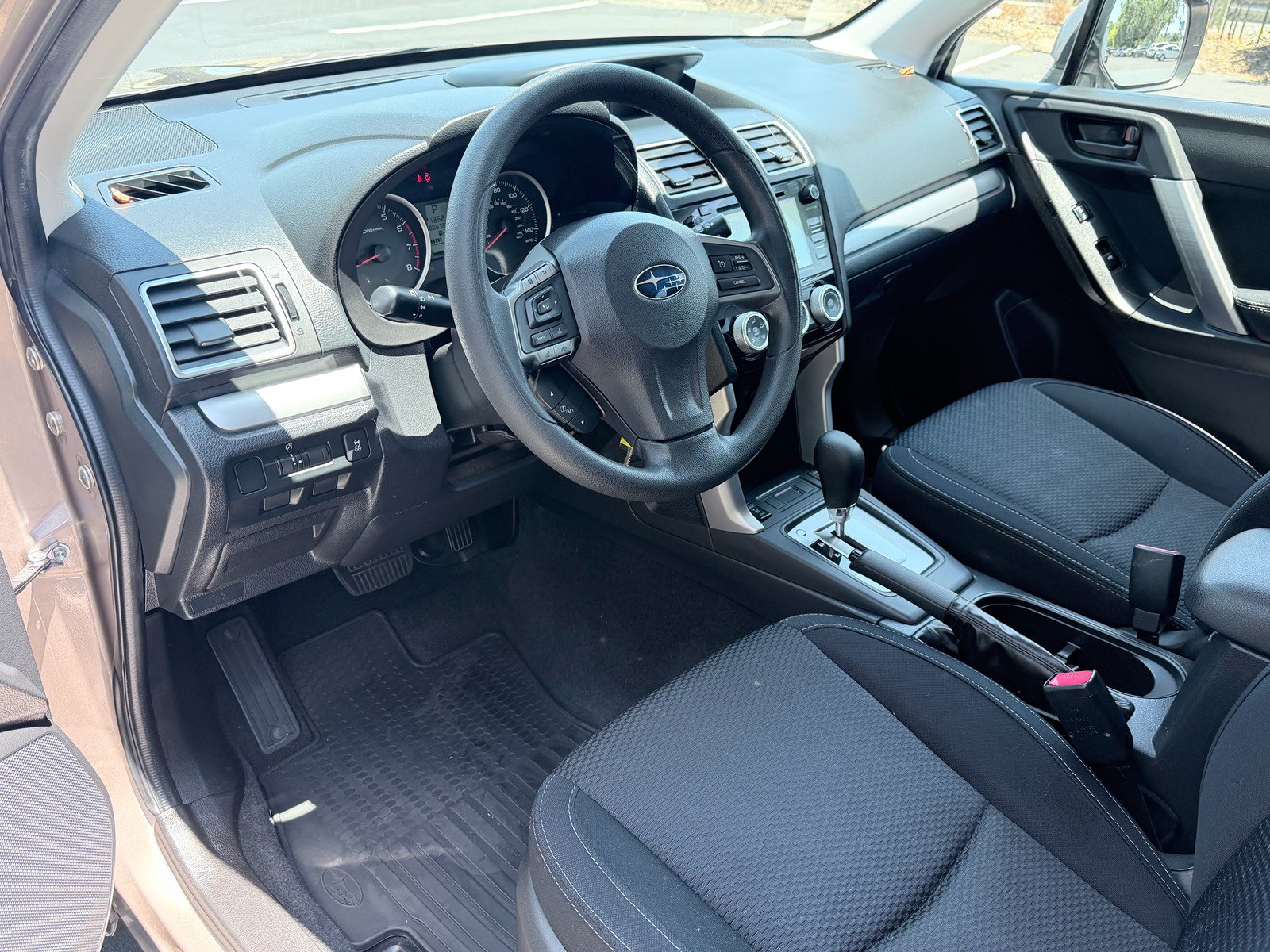 Used 2016 Subaru Forester 2.5i Premium w/ All-Weather Package AWD/4WD image 12