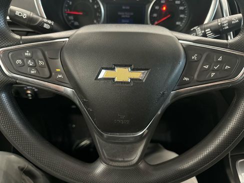 Used 2021 Chevrolet Equinox LT FWD image 21