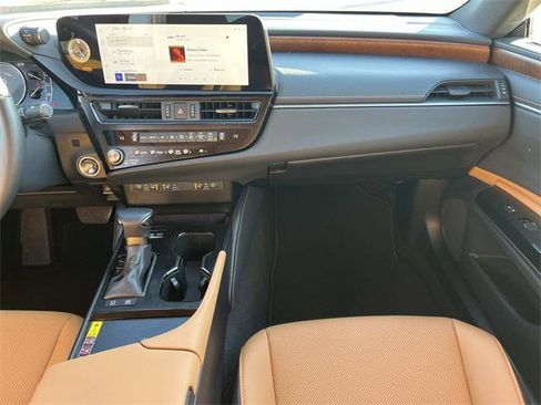 Certified 2025 Lexus ES 300h 300h image 13