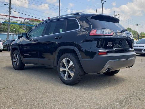 Used 2020 Jeep Cherokee Limited w/ Advanced Safety Group AWD/4WD image 6