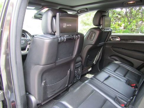 Used 2015 Jeep Grand Cherokee Overland w/ Advanced Technology Group image 13