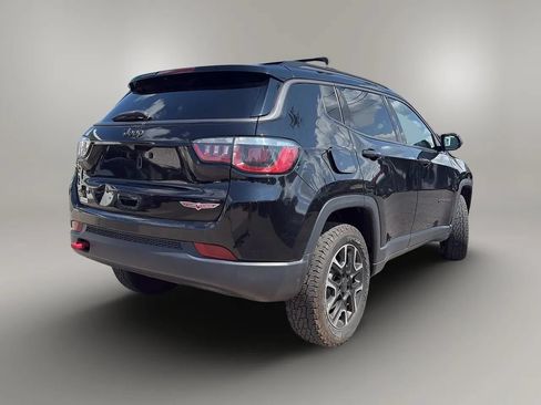Used 2020 Jeep Compass Trailhawk AWD/4WD image 7