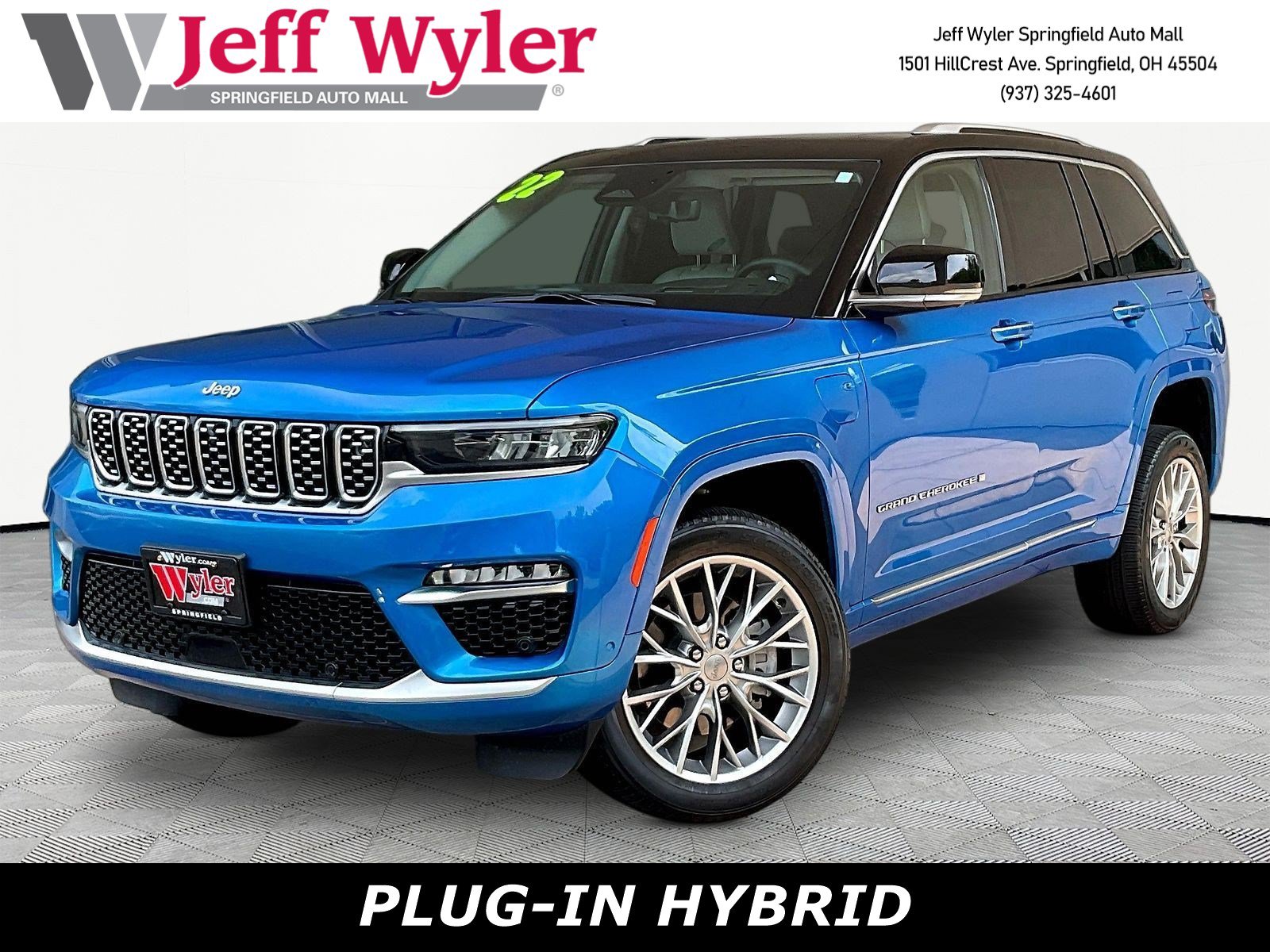 Used 2022 Jeep Grand Cherokee Summit w/ Advanced Protech Group IV AWD/4WD image 1