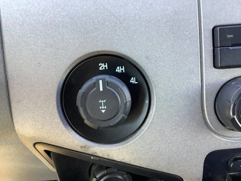 Used 2015 Ford F250 XLT image 42