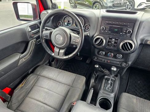 Used 2012 Jeep Wrangler Unlimited Sport image 23