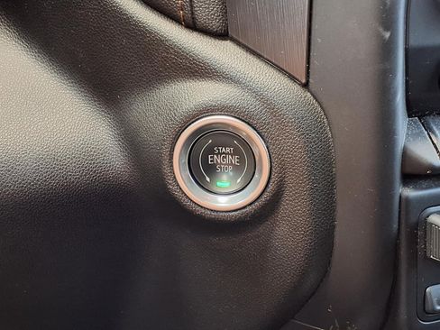 Used 2021 GMC Sierra 1500 AT4 w/ AT4 Premium Package AWD/4WD image 20