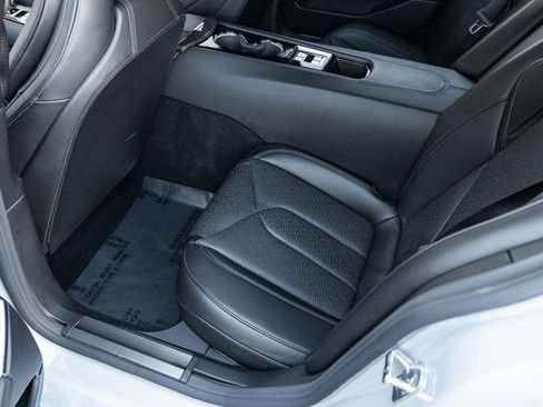 New 2025 Karma Revero Luxury RWD image 42