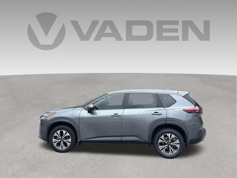 Used 2023 Nissan Rogue SV FWD image 6
