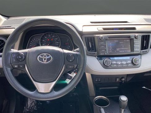 Used 2014 Toyota RAV4 XLE AWD/4WD image 11