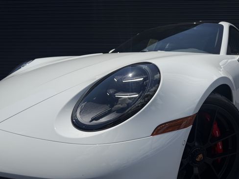 Certified 2026 Porsche 911 Carrera GTS RWD image 11
