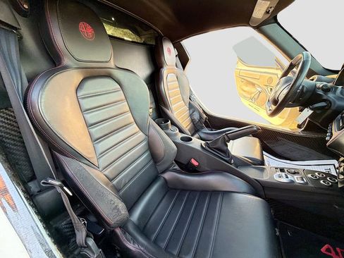 Used 2016 Alfa Romeo 4C Base w/ Convenience Group - Coupe image 12