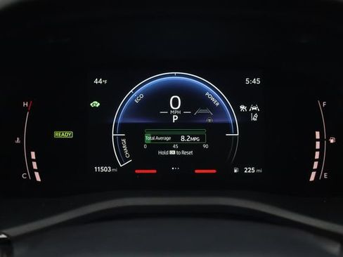 Used 2025 Toyota Camry SE w/ Convenience Package image 19