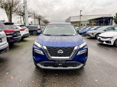 Used 2023 Nissan Rogue SV image 4