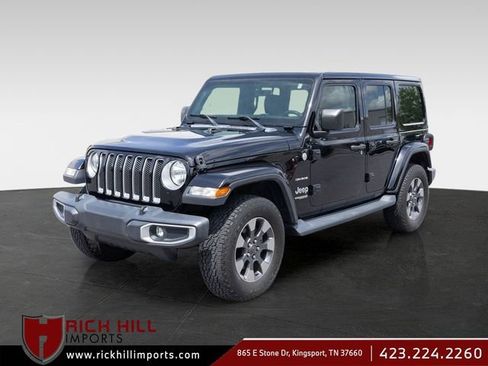 Used 2018 Jeep Wrangler Unlimited Sahara AWD/4WD image 1