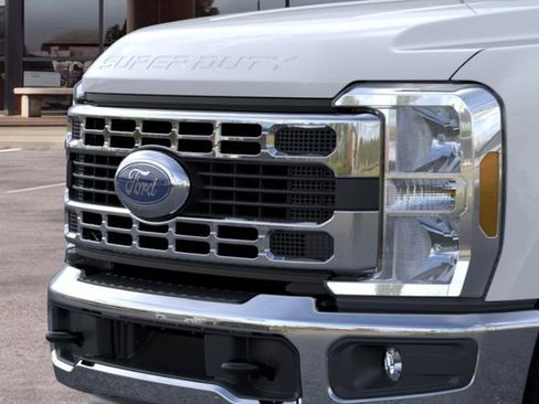 New 2026 Ford F350 XL w/ XL Chrome Package RWD image 17