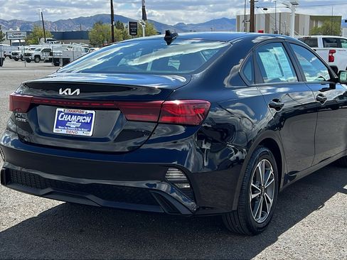 Used 2024 Kia Forte LXS FWD image 5