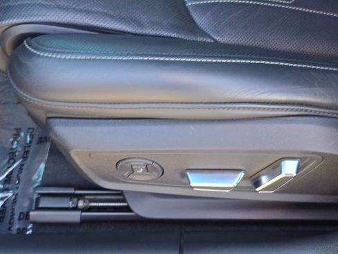 Used 2021 Audi S6 Premium Plus w/ S Sport Package image 24