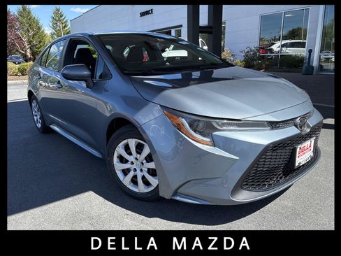 Used 2022 Toyota Corolla LE FWD image 1